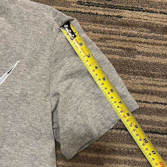Nike Men’s Medium Grey Graphic T-Shirt Blue Camo Swoosh Logo Short Sleeve Tee - Picture 5 of 6